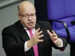 Bio, results, ranking and statistics of daniel altmaier, a tennis player from germany competing on the atp international tennis tour. Chips Fehlen Der Autoindustrie Peter Altmaier Appelliert An Taiwan Manager Magazin