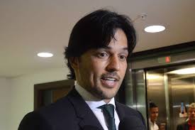 Fábio faria, acomodado no governo bolsonaro após a recriação do ministério das comunicações no ano passado, é quem negocia diretamente com a empresa brasil de comunicação (ebc) a criação. Novo Ministro De Bolsonaro Admite Voto No Pt No Passado