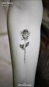Roses come in an array of colors and styles, and can be included into different drawings to represent different meanings. Subtile Edenketsia Tatoosandbodyart Subtile Edenketsia Tattoos Body Art Tattoos Small Rose Tattoo