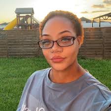 Coming to Branson at the end of October. Which is better the Show Boat or  Dolly Partons Stampede