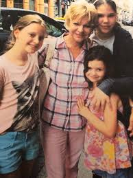 She was previously married to miklós szurdi. Hetszeres Nagymami Lesz Gor Nagy Maria Borsonline