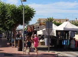 Exklusive hotelangebote zahlung per rechnung! Wochenmarkt Von Colonia De Sant Jordi