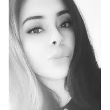 mariah 🌹 (@marlahdarling)