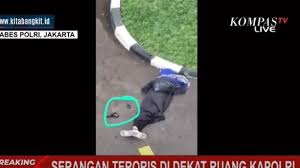 Teroris yang cewe meninggal ditembak. Qgyz80xaheaqnm