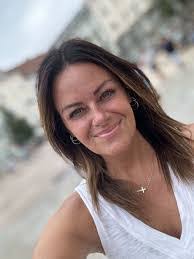 Zeb Sharp's Instagram, Twitter & Facebook