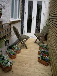 Side Return Garden Design Ideas Yaser In 2020 Small Patio Garden Narrow Patio Ideas Small Backyard Patio