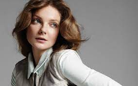 Beyond modeling, eniko is an avid runner, having completed her first marathon in 2017. Eniko Mihalik Fashion Model Models Photos Editorials Latest News The Fmd