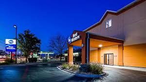 We offer the most recognized and respected brands in the industry, one of the largest parts and accessory inventories, exceptional service and maintenance, leasing and rental trucks, and extended hours to provide transportation solutions that keep you on the road… Hotel In Des Plaines Best Western Des Plaines Inn