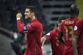 Portugal acabou por sair derrotado contra a equipa da casa, numa partida que ficou conhecida como jogo das lágrimas, e que ficou marcada por contestações à organização do torneio. Sao 101 Golos Senhores Portugal Bate Suecia Com Bis De Cristiano Ronaldo Liga Das Nacoes Sapo Desporto