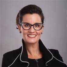 Jennifer Beatty's Instagram, Twitter & Facebook