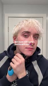 Fern Logan's Instagram, Twitter & Facebook