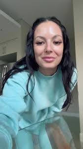 MELISSA COME AND GET YOUR GREENS POWDER