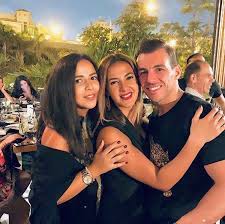 Jun 07, 2021 · actress donia samir ghanem, the daughter of late egyptian comedian samir ghanim, shared updates on her mother dalal abdel aziz's health condition on monday, stating that she was still in the intensive care unit. Donia Samir Ghanem Surprised All Bnaftha Fans And Followers Iqbal Amy