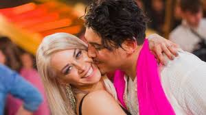 Oana nechiti und ihr lebensgefährte erich klann. Erich Klann Und Oana Nechiti Privat Wann Lauten Endlich Die Hochzeitsglocken Beim Let S Dance Paar News De
