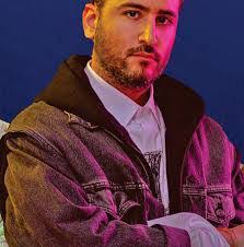 Jesse Willoughby's Instagram, Twitter & Facebook