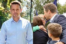 Rafał trzaskowski jest kandydatem koalicji obywatelskiej na prezydenta w wyborach prezydenckich 2020. Rafal Trzaskowski Rzadko Pokazuje Sie Z Dziecmi Tym Razem Zrobil Wyjatek Najwazniejsze Osoby Mojego Zycia