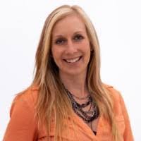 Stephanie Showalter's Instagram, Twitter & Facebook