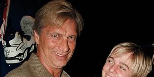 Aaron Carter Felt ''Responsible'' for the Deaths of His Sister & Dad