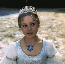 Herečka libuše šafránková od dětství chodila do různých dramatických kroužků a nezištně hrála i v divadle. Libuse Safrankova Pohreb Legendarni Popelky Bude Mit Netradicni Prubeh Sip