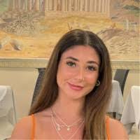 Jessica Weller's Instagram, Twitter & Facebook