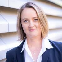 100+ perfiles de «Heeg»