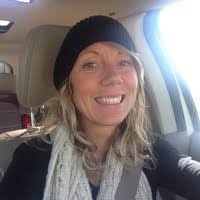 Carly Rowe's Instagram, Twitter & Facebook