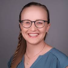 Ruth Hyppolite's Instagram, Twitter & Facebook