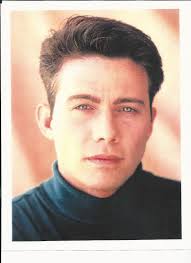 🇺🇸 “This my friend Keith, he was one of the first to be diagnosed. We  lived in San Diego, California, and met in 1985. His eyes are Angelic ✨️  and his heart