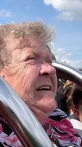 GRANDMA ON ROLLERCOASTER! 🎢