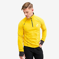 The quality is great and it's comfortable enough to wear on the sherpa. Men S Fleece Jackets Sweaters Revolutionrace