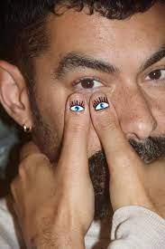 Nail Art For Men Male Nails Manicure Ideas Trend Harry Styles I started with a white base, and did all the black details with acrylic paint. nail art for men male nails manicure