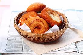 Combine ingredients (a) in a mixing bowl and slowly stir in ingredients (b) mixture. Hum Chim Paeng The Original Doughnut The Star