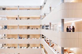 Bayden noqonuniy muhojirlarga fuqarolik berishni osonlashtirmoqchi. Copenhagen Office Hub On Amerika Plads Plh Arkitekter Archdaily