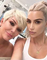 Kris Jenner Admits Blonde Ambitions On Kuwtk Preview Kim Kardashian Hair Kardashian Hair Kardashian