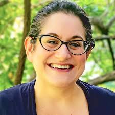 Shana Stewart's Instagram, Twitter & Facebook