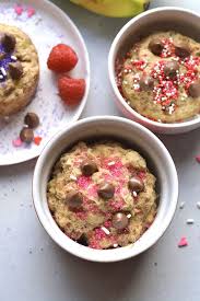 This keto mug cake recipe serves 4, and is made in the oven. Healthy Banana Mug Cake Low Calorie Gf Skinny Fitalicious