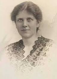 Lorna Ferris's Instagram, Twitter & Facebook