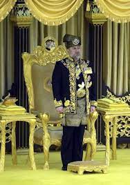 يڠدڤرتوان اݢوڠ‎), also known as the paramount ruler, the supreme head or the king. Agong Ke 16 Kuasa Budi Bicara 9 Raja Melayu Utusan Borneo Online