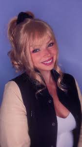 🍓🍓 + 🌻🌻 . . . . . . . #🍓 #🌻 #mua #thestrawberrydress #strawberrydress  #makeup #makeupartist #strawberry #sunflower #flowers #ottawa #august  #summer #cute #pretty #fairy #fairytale #fairies #fairymakeup #faerie  #faeries #aliceinwonderland #tessholiday