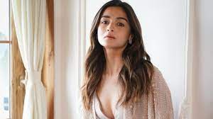 Alia Bhatt wins fashion game in dreamy nude bralette-pants with cape jacket  for friend's wedding: All pics | Fashion Trends - Hindustan Times