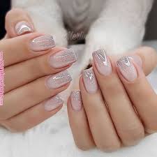 Intricate Short Acrylic Nails To Express Yourself Trendy Nail Art Almond Acrylic Nails Almond Acrylic Nails Short Acrylic Nails Acrylic Nails Almond Short Very long nails can look obviously fake and they aren't practical.