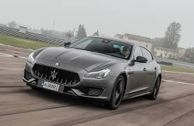 The maserati ghibli sedan was introduced in the 2014 model year. Maserati Ghibli Hybrid Mildhybrid Und Trofeo Sollen Es Richten Magazin