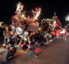 Snapshots Santa S Got A New Ride Motorcycle Christmas Christmas Lights Christmas Parade