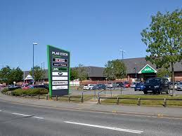 Plas Coch Retail Park Wrexham Sign Options