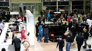 Uvítání pěkného nového VW Passatu nové generace v Porsche Plzeň » AC Sparta  Praha Cycling