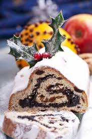 303 x 250 jpeg 33 кб. Polish Poppyseed Stollen For Christmas Dessert Berries Stock Photo 152925102