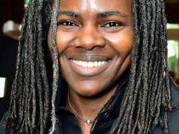 Tracy Chapman | Steckbrief, Bilder und News | WEB.DE