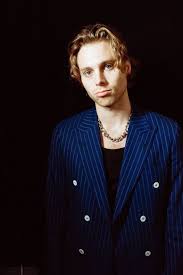 Best Of Hemmings On Twitter Luke Hemmings 5sos Luke Luke