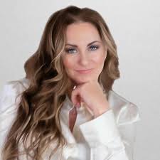 What is the wait time for a white Luxury+ Lexus GX with saddle interior and  captain chairs?