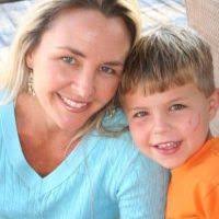 Marcie Crowe's Instagram, Twitter & Facebook